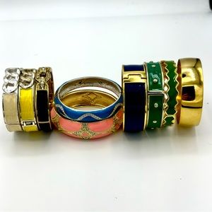 9 beautiful bracelets to add to your collection.(SKU 190)
